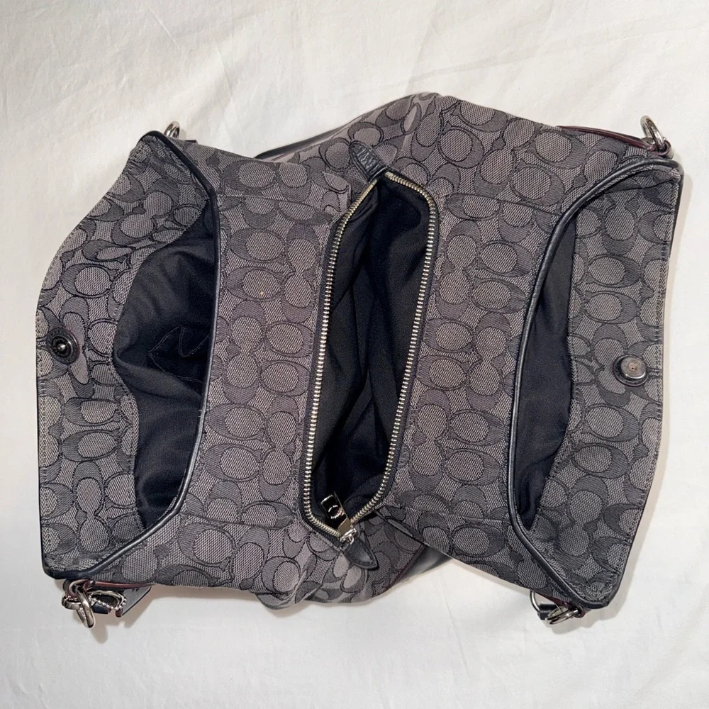 👜 Coach Signature Soho Flap Hobo Shoulder Bag